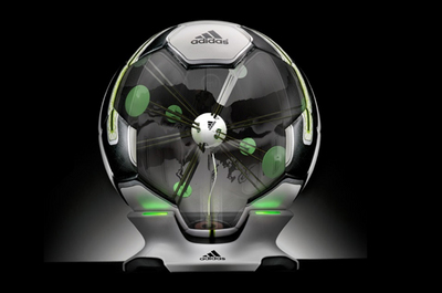 スピード 回転数 弾道も記録 Adidasのスマートサッカーボール登場 Iphone Ipad Fan V